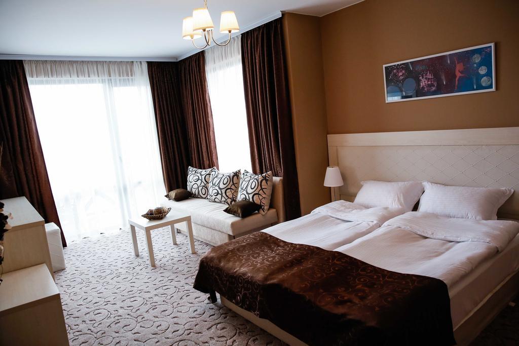 Einstein House & Spa Marchevo 部屋 写真